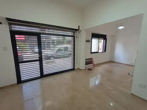 Local en Alquiler en Lanús Oeste, $ 870.000