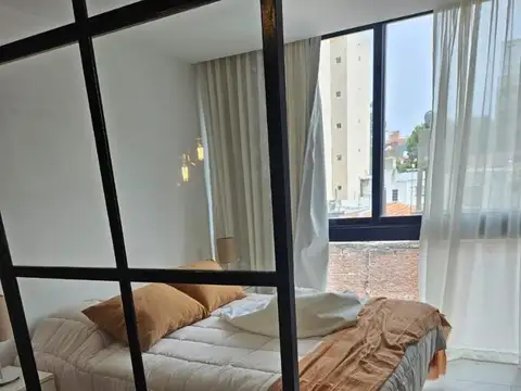 Departamento en Alquiler con 1 cochera