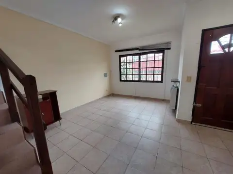 Depto Tipo Casa en Venta de 2 dormitorios