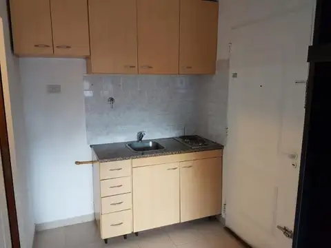 Av. Gral San Martín 1000 , Piso No definido