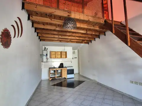 Depto Tipo Casa en Alquiler de 2 ambientes