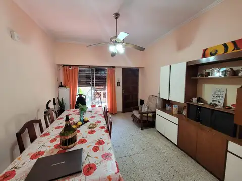 Depto Tipo Casa en Venta de 4 ambientes