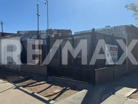 VENTA CASA CUTRAL-CO 3 DORMITORIOS  APTA CREDITO 