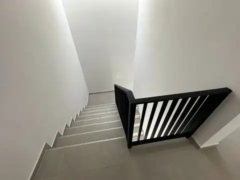 Depto Tipo Casa en Venta con 2 cocheras