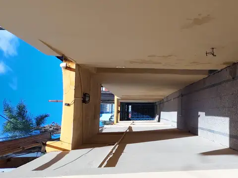 Depto Tipo Casa en Alquiler de 3 ambientes