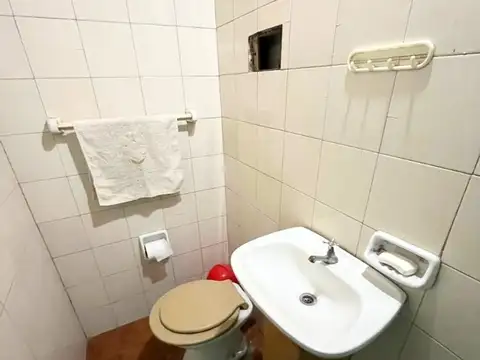 Local en Alquiler en Lanus, $ 600.000