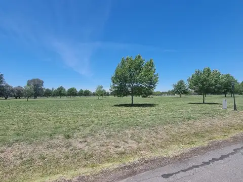 LOTE EN VENTA - MIRABOSQUES