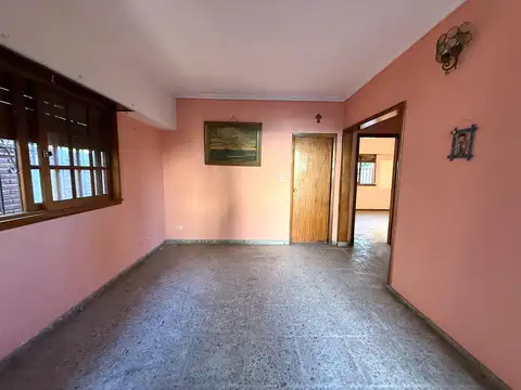 Casa en Venta en Rafael Calzada, USD 100.000