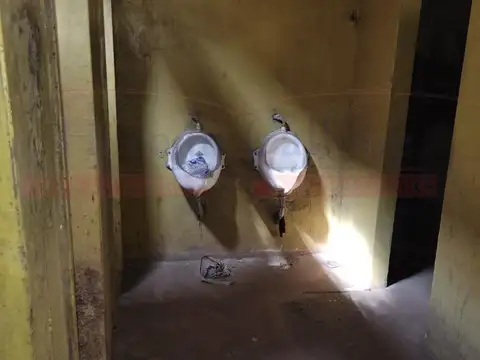 Galpon en Alquiler en Ramos Mejia, $ 1.300.000