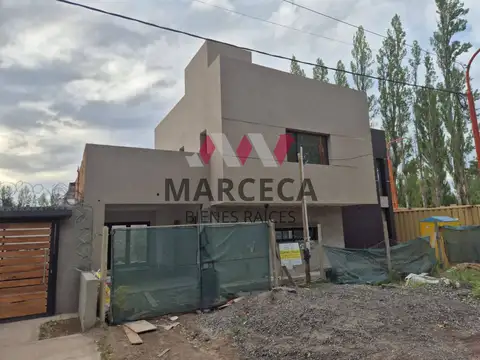 Venta de Casa 3 DORMITORIOS, Cipolletti Dúplex a estrenar - Entrega Febrero 2026