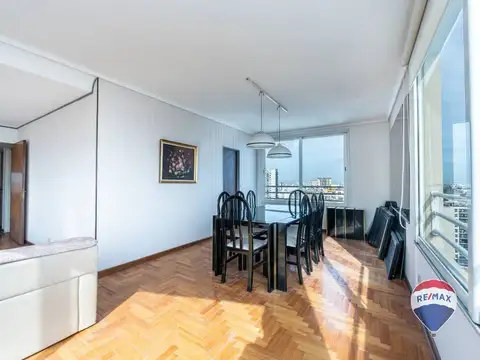 Departamento 4 ambientes con 3 baños