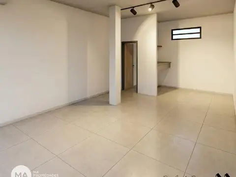 Local en Venta 25 años