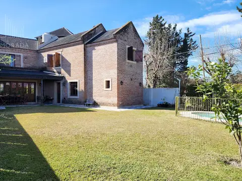 Venta casa 6 amb Barrio Cerrado San Isidro