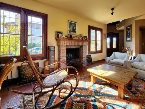 Casa 6 ambientes con 3 baños