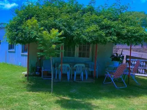 CASA EN PUEBLO ESTHER