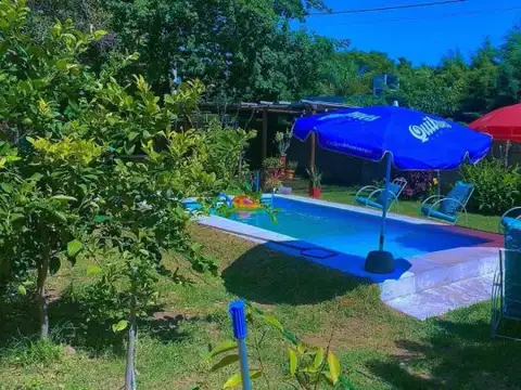 CASA EN PUEBLO ESTHER