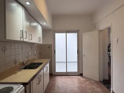 Depto Tipo Casa en Venta en La Plata, USD 65.000