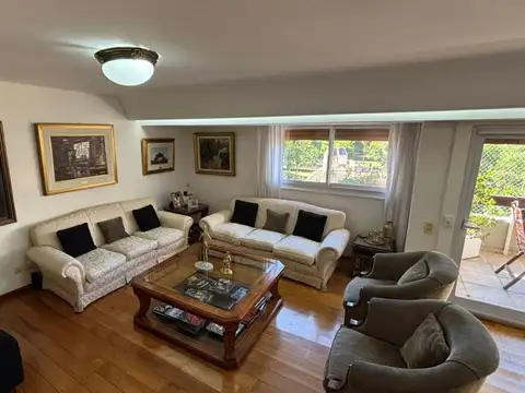 Departamento 6 ambientes con 3 baños