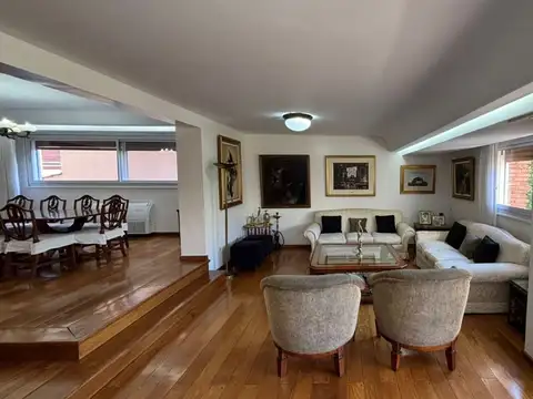Departamento en Venta de 6 ambientes