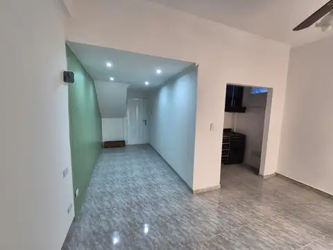 Depto Tipo Casa en Venta de 1 dormitorio