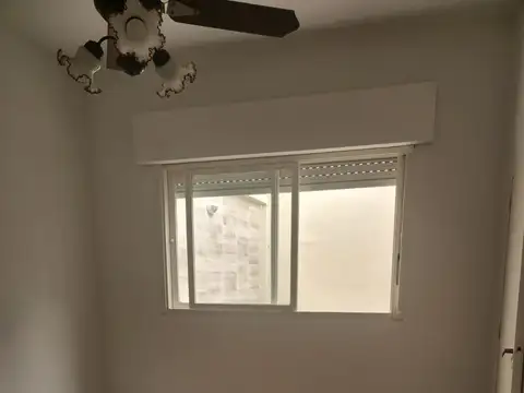 Vendo Ph 2 amb. amplios con patio, bajas expensas