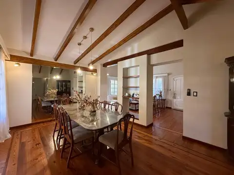 Casa en alquiler para USO COMERCIAL