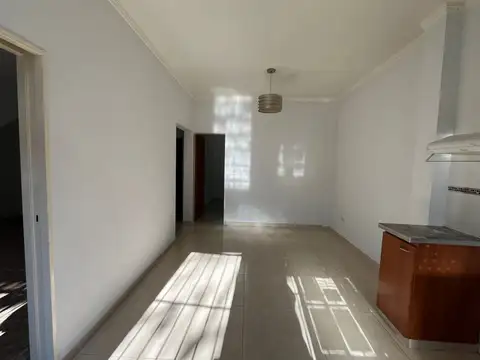 Departamento - Alquiler - Argentina, Ezeiza - Lavalle 810