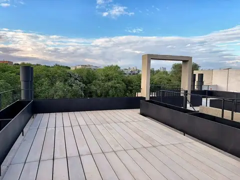 Duplex 2 dormitorios a estrenar con terraza y cochera, Manantiales