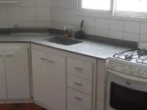 Departamento en Alquiler en Pilar, $ 800.000
