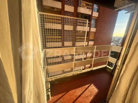 Departamento en Alquiler en Coghlan, USD 850