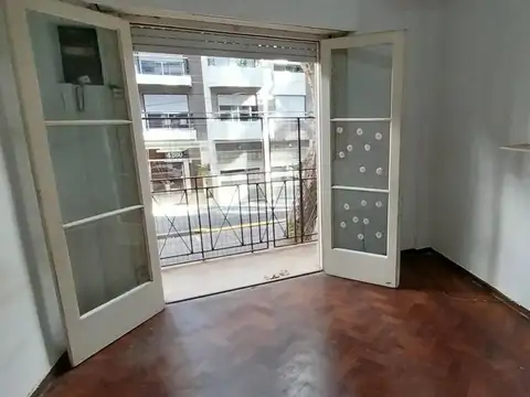 Guemes 4277 , Piso 1