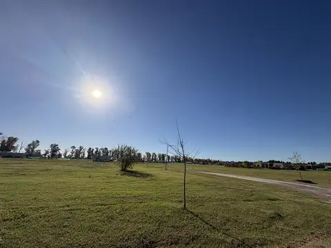 Terreno en Venta en Los Tres Pinos, USD 24.000