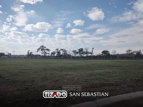 Lote venta 695 m2 area 13 San Sebastian. 