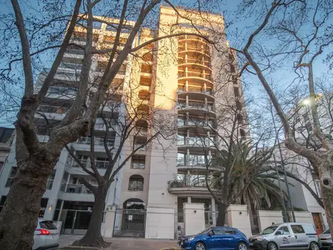 Piso de categoría en venta la plata