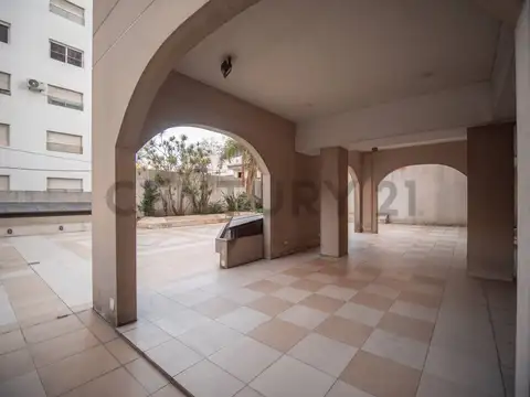 53 entre 4 y 5 , Piso 11