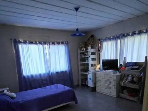 Antonio Caggiano 4000, Piso 0