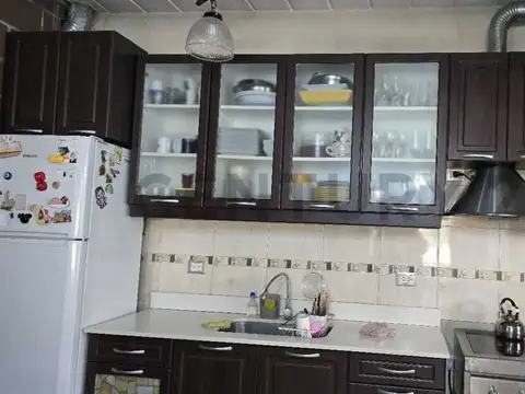 VENTA CASA 4 AMB. EN ITUZAINGÓ PILETA, PARRILLA - ACEPTA PRMUTA