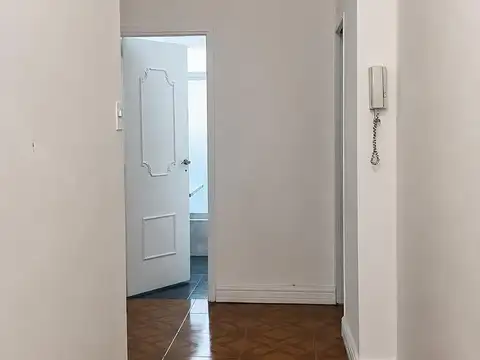 3 ambientes con balcón para renovar en Palermo Chico