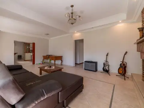Casa en Venta al Oeste