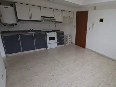 Departamento en Alquiler en Parque Chas, $ 600.000