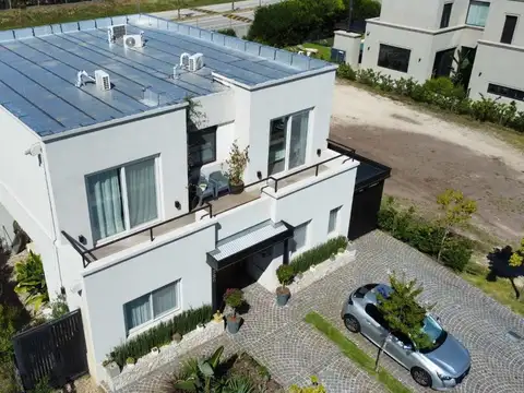 Casa en venta en Nordelta,Carpinchos Permuta 