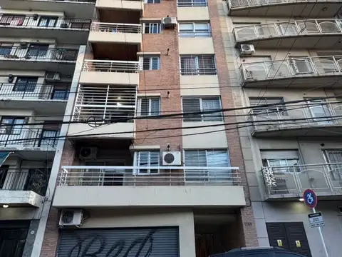 IMPERDIBLE DEPARTAMENTO 3 AMBIENTES, CON AMENITIES, EXCELENTE ESTADO
