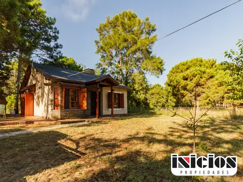 Hermoso Chalet con Parque - C881