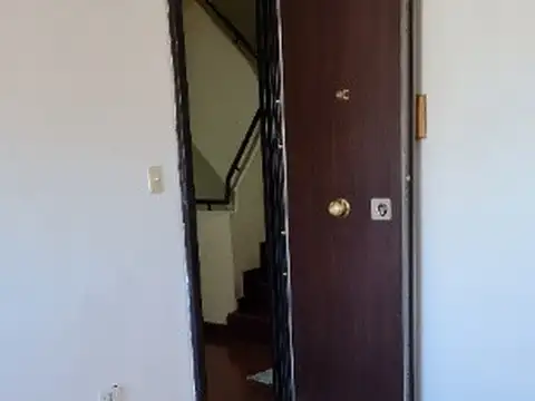 Depto Tipo Casa en Venta de 2 ambientes