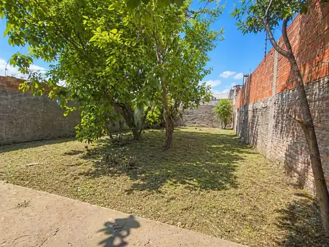 295 mts2 totales, Depto con terraza y fondo en Villa Bonich