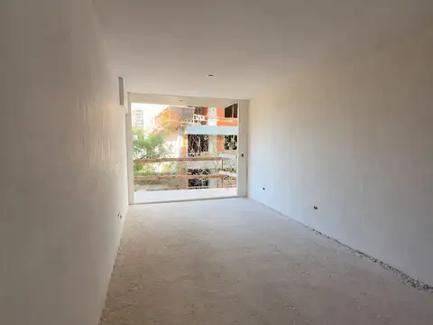 VENTA LOCAL COMERCIAL NUÑEZ DESDE POZO