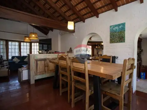 ALQUILER CASA 5 DORMITORIOS EN PARQUE MIRAMAR