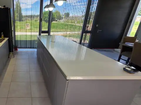 Casa en Venta al Este
