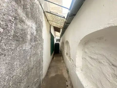 VENTA CASA 4 AMBIENTES LANUS OESTE GARAGE PATIO JARDIN PISCINA