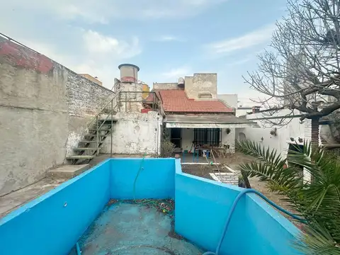 Casa 5 ambientes con 3 baños